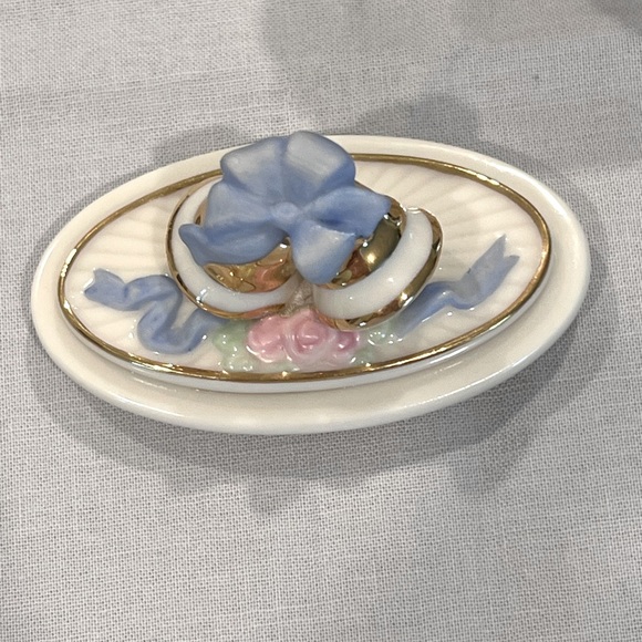 Lenox Sentiments Collection Anniversary Box Trinket Keepsake Love Endures - Picture 3 of 7